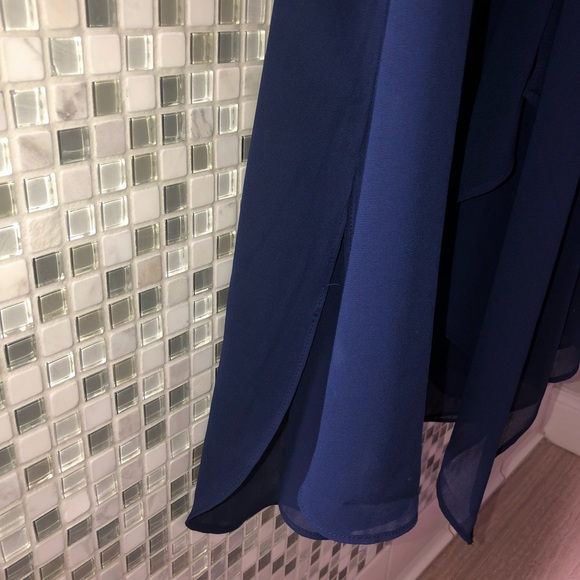 White House black market Navy Sleeveless tunic Blouse with Scarf - Picture 6 of 6